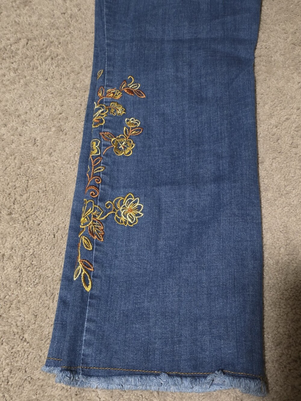 The Pioneer Woman Embroidered Wide Leg Flare Jeans XS - Picture 10 of 12